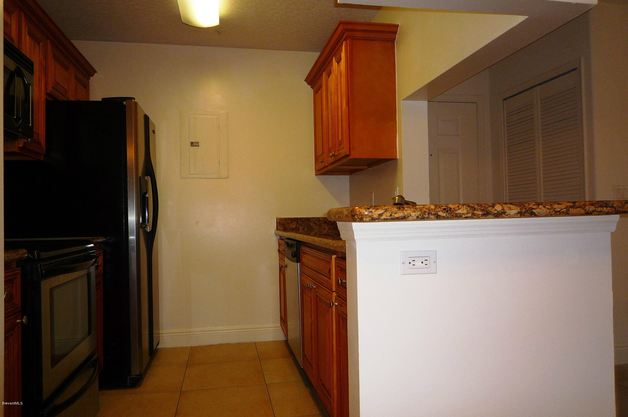 7667 North Wickham Road, Unit 608 Melbourne, FL 32940 - Photo 7 of 25 Kitchen 2