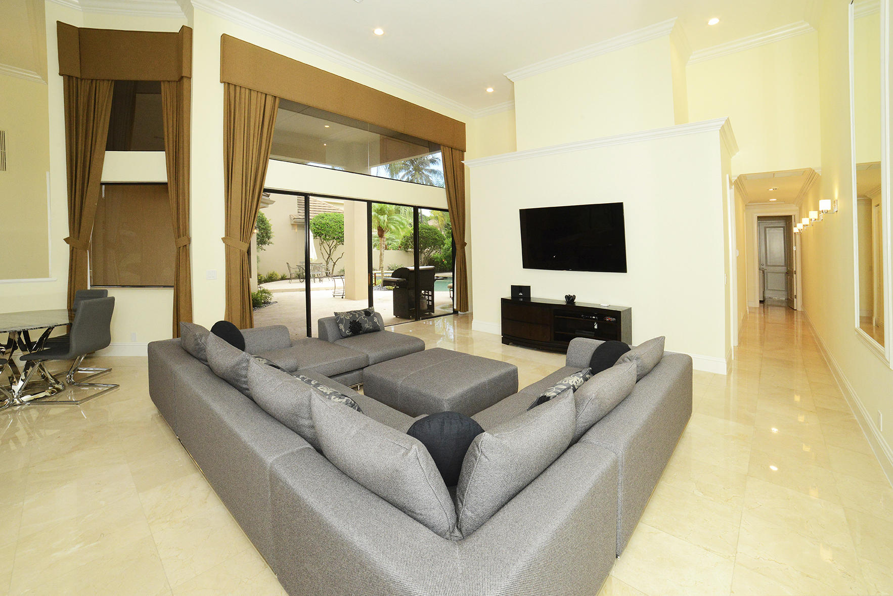6185 Northwest 24th Way Boca Raton, FL 33496 - Photo 14 of 25 Family Room