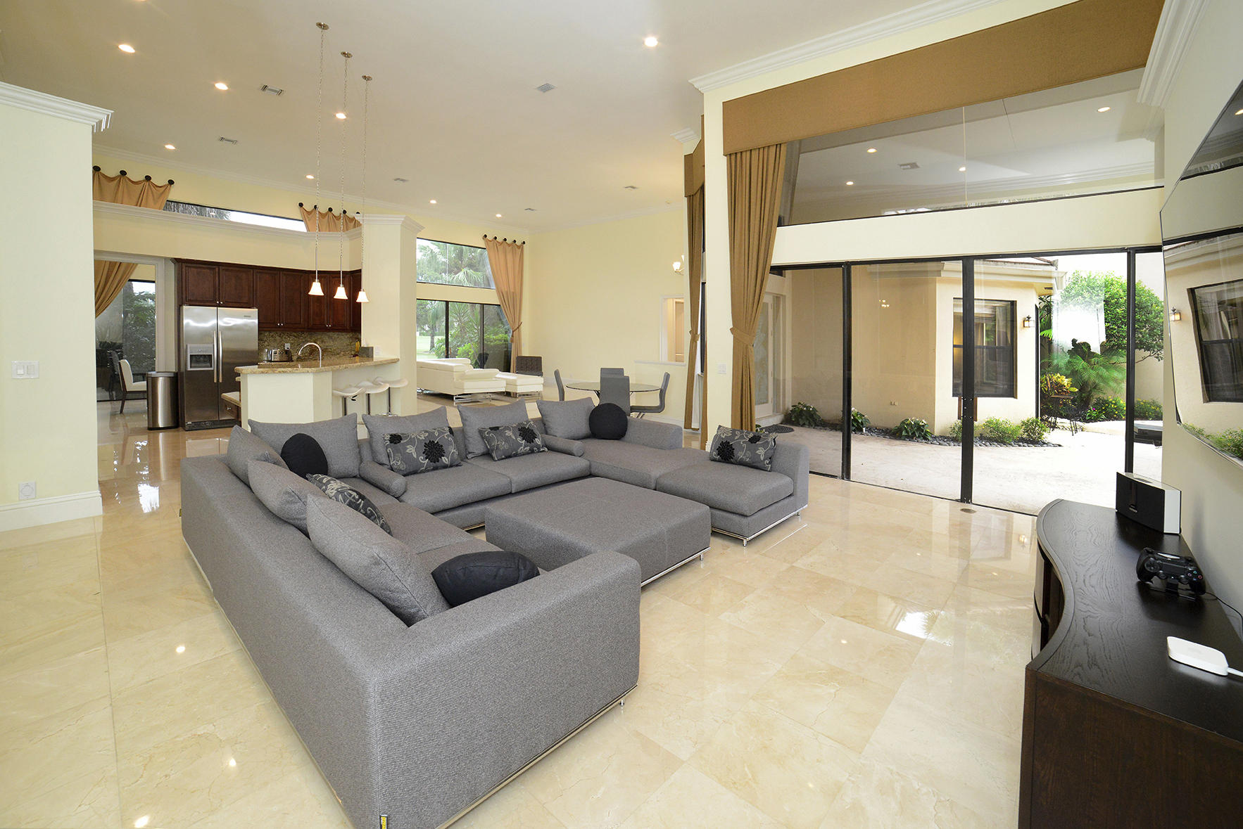 6185 Northwest 24th Way Boca Raton, FL 33496 - Photo 15 of 25 Family Room