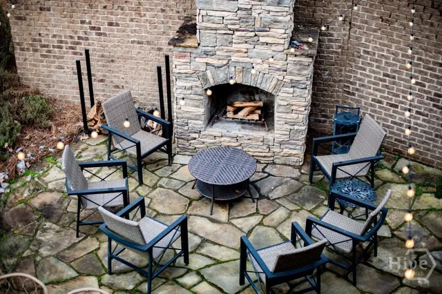 $950,000 | 1858 Boulder Ridge Lane, Bishop, GA 30621