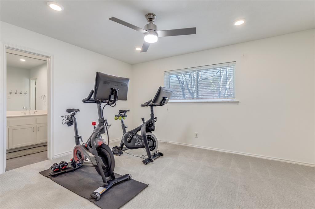 4230 Royal Ridge Drive Dallas, TX 75229 - Photo 16 of 23