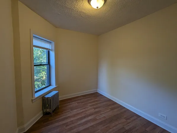 $1,650 | 1742 North Humboldt Boulevard, Unit 402, Chicago, IL 60647