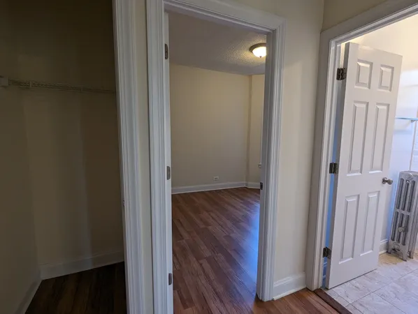 $1,650 | 1742 North Humboldt Boulevard, Unit 402, Chicago, IL 60647