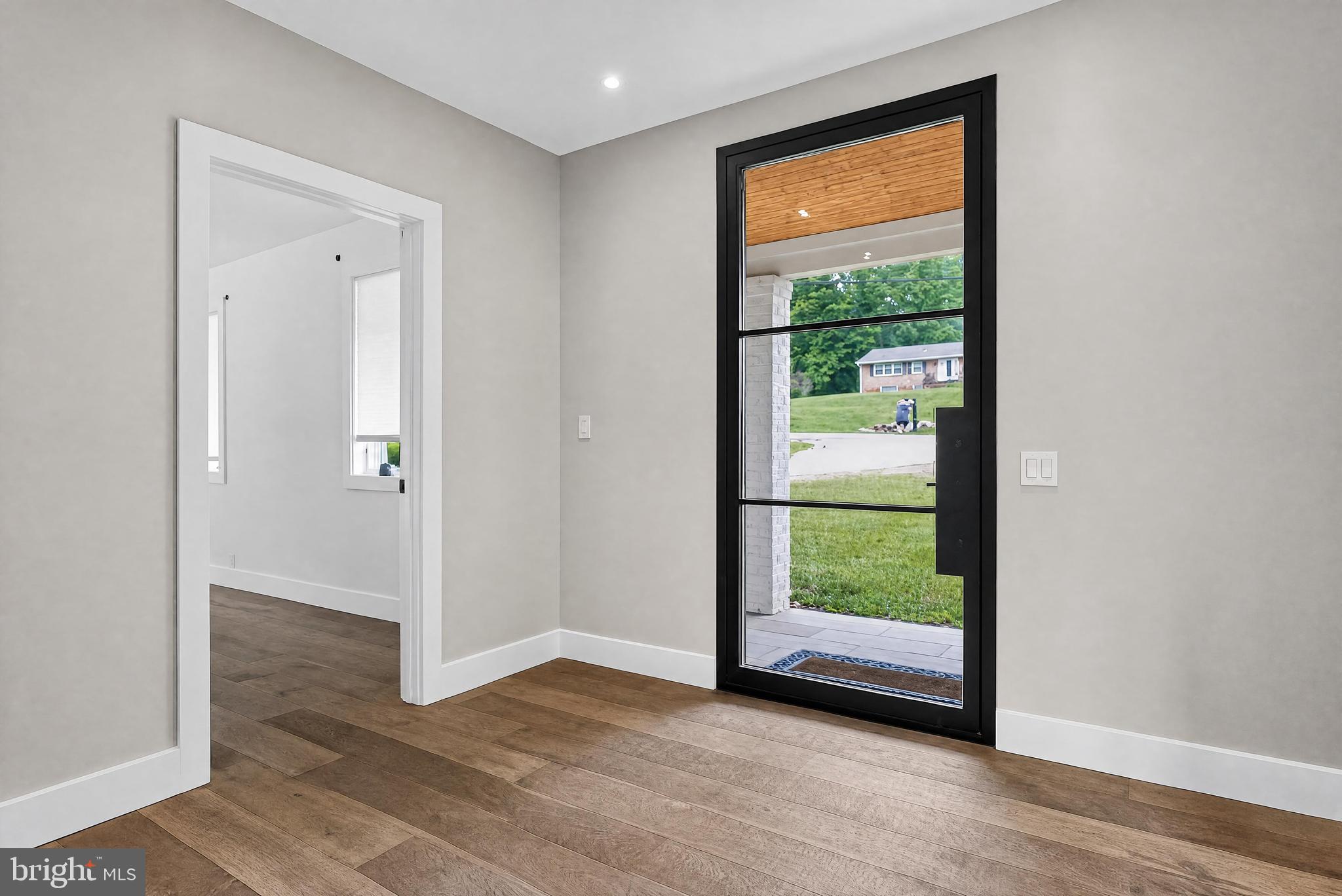 7818 Leland Road Manassas, VA 20111 - Photo 5 of 47
