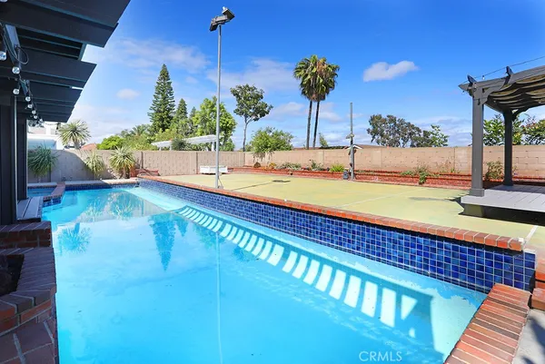 $6,995 | 18962 Crimson Circle, Huntington Beach, CA 92646
