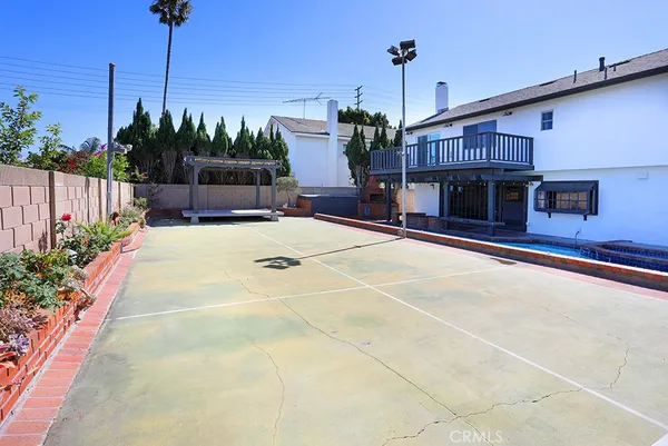 $6,995 | 18962 Crimson Circle, Huntington Beach, CA 92646