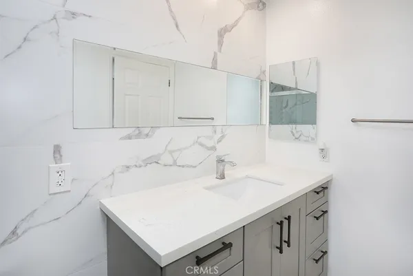 $6,995 | 18962 Crimson Circle, Huntington Beach, CA 92646