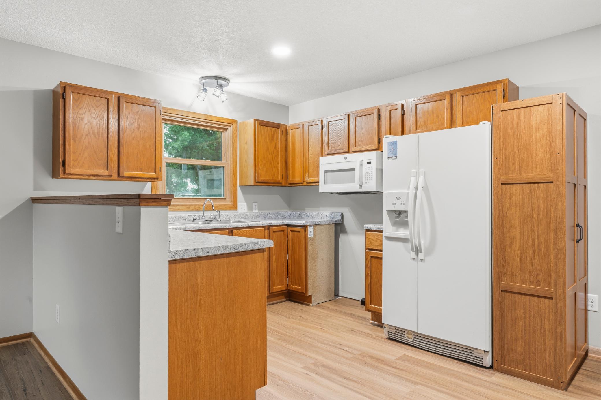 951 West Village Circle Rochester, MN 55904 - Photo 25 of 37