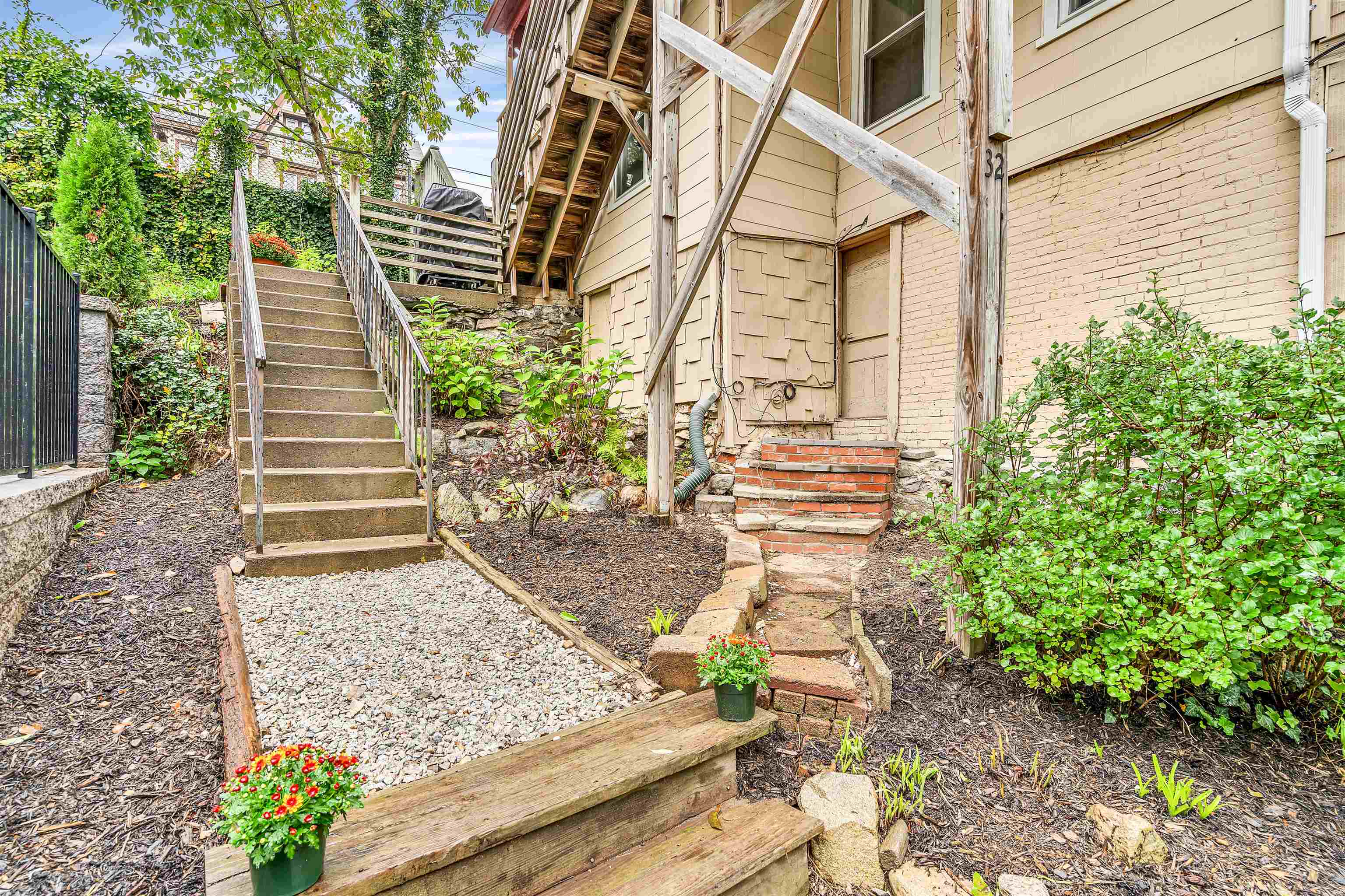 32 River Street Hudson, MA 01749 - Photo 19 of 34