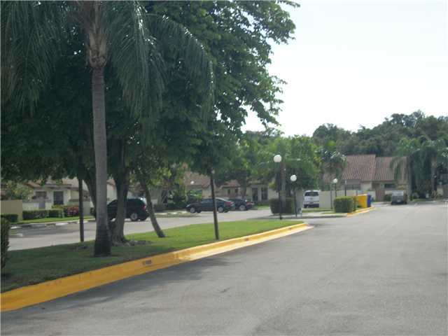 475 Hardwood Place Boca Raton, FL 33431 - Photo 5 of 12 Additional Photo