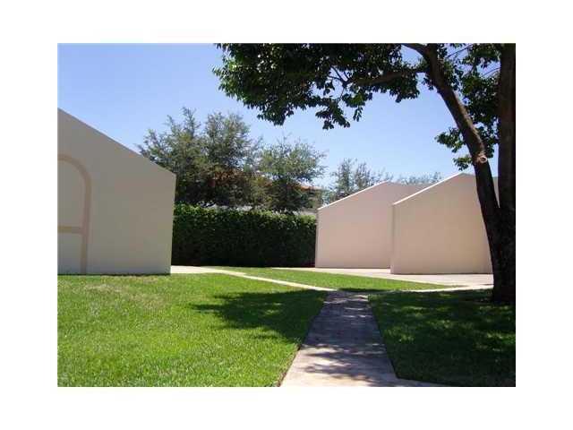 475 Hardwood Place Boca Raton, FL 33431 - Photo 9 of 12 Additional Photo