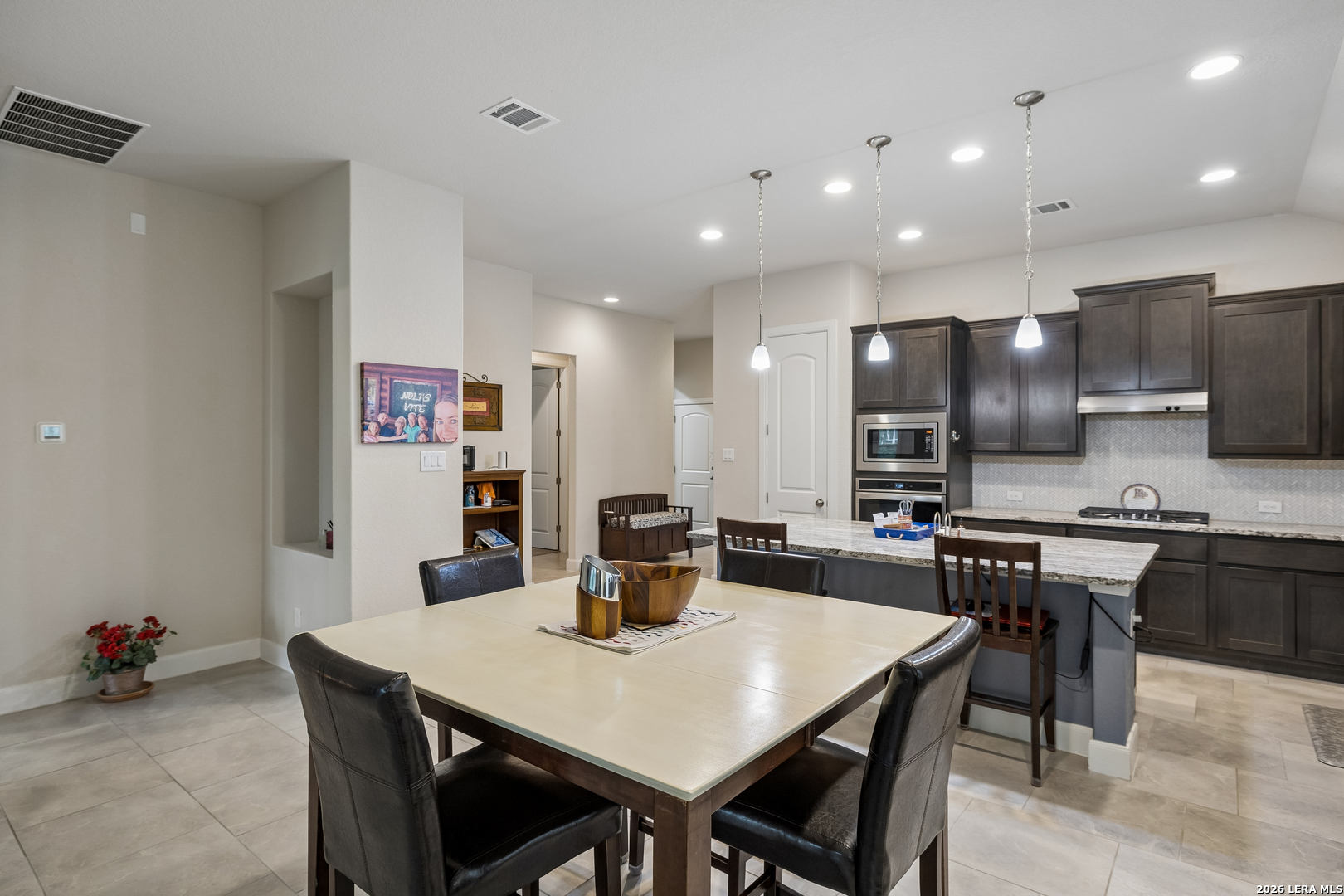 8733 Stackstone Schertz, TX 78154 - Photo 18 of 53