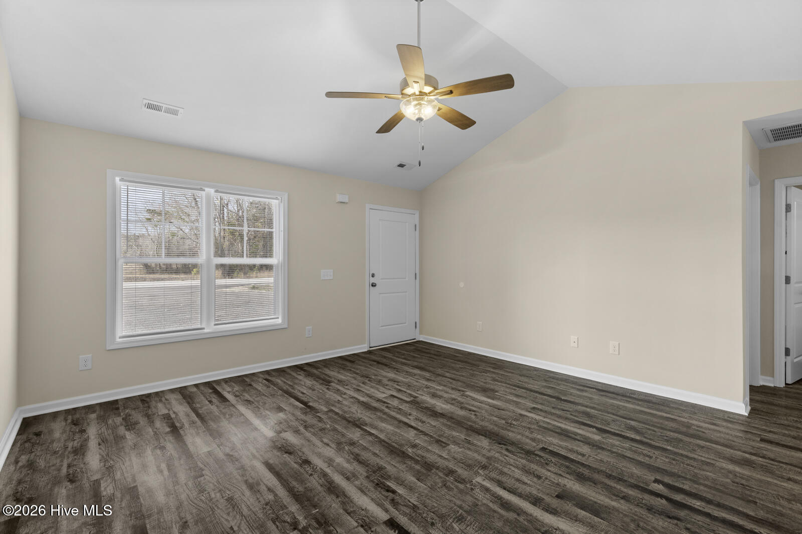 156 Clayton James Road, Unit 1 Jacksonville, NC 28540 - Photo 3 of 14 murill-3