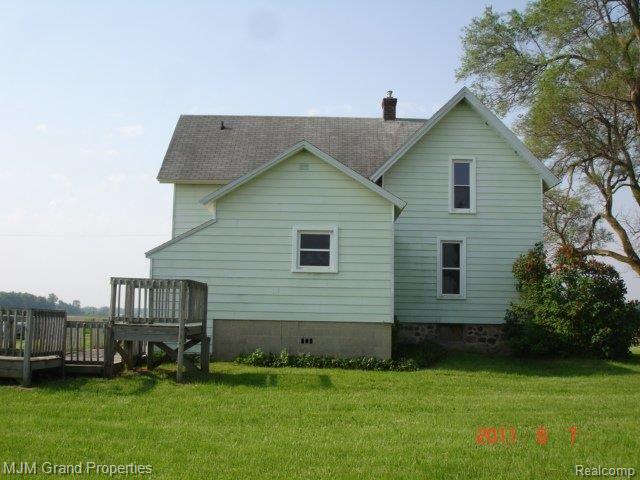 5763 Talladay Road Milan, MI 48160 - Photo 13 of 14 5763 Talladay Rear
