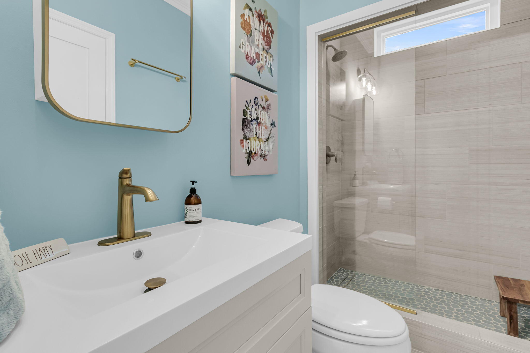 3445 Attley Street Mount Pleasant, SC 29466 - Photo 15 of 54 Full guest bath on main level