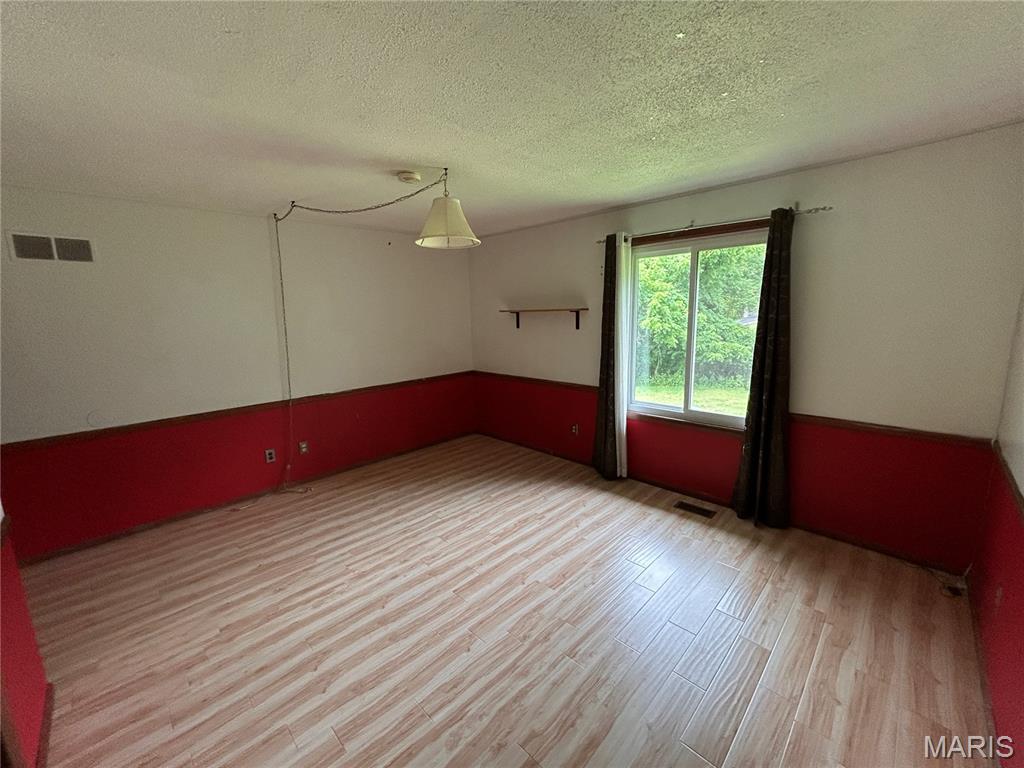 2803 Wild Valley Drive High Ridge, MO 63049 - Photo 13 of 24