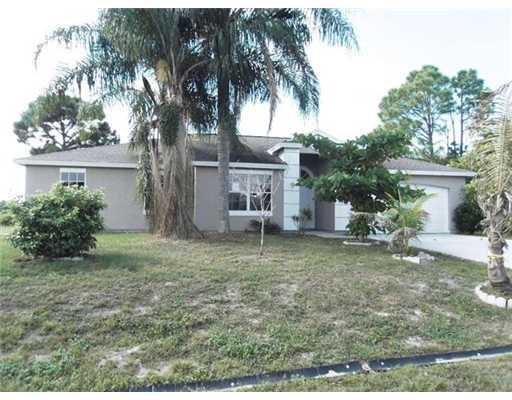 633 Southwest Homeland Road Port St. Lucie, FL 34953 - Photo 1 of 11 Primary Photo