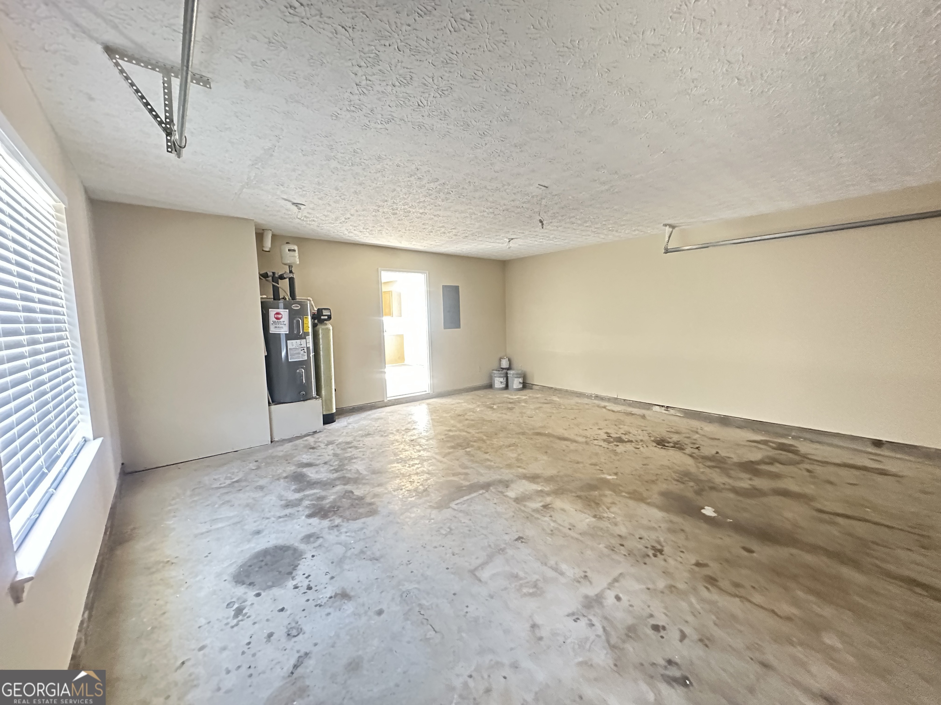 3860 Cedar Rock Road Woodbury, GA 30293 - Photo 12 of 14 a view of empty room with wooden floor