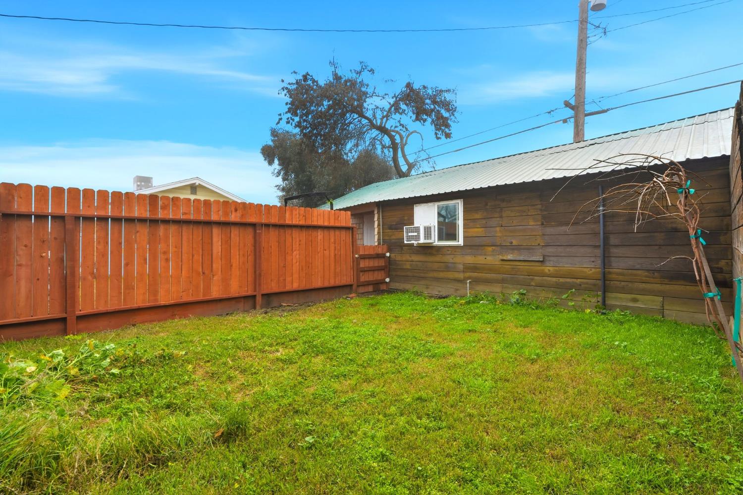 910 Kaweah Street Hanford, CA 93230 - Photo 19 of 19