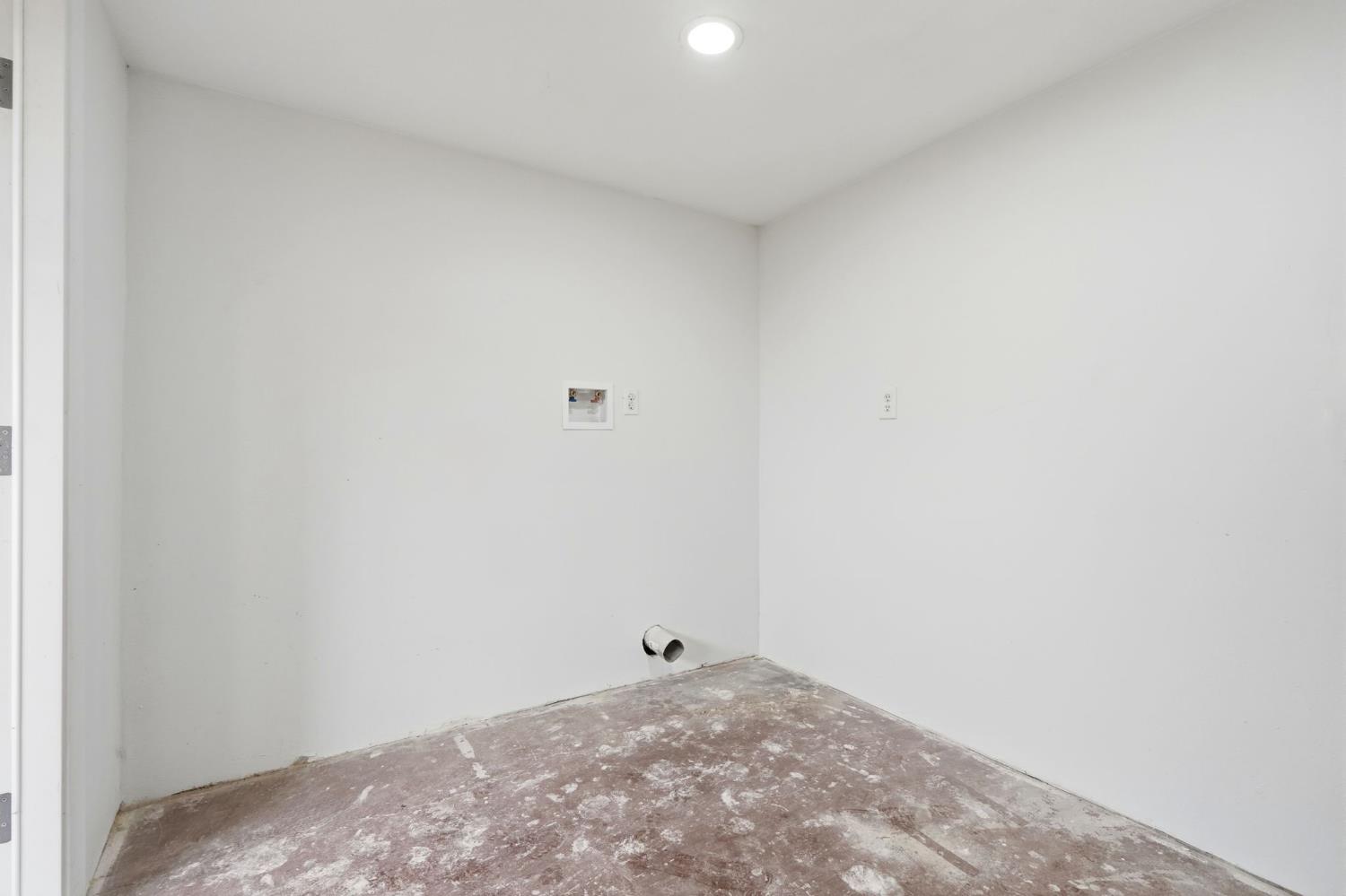 910 Kaweah Street Hanford, CA 93230 - Photo 5 of 19