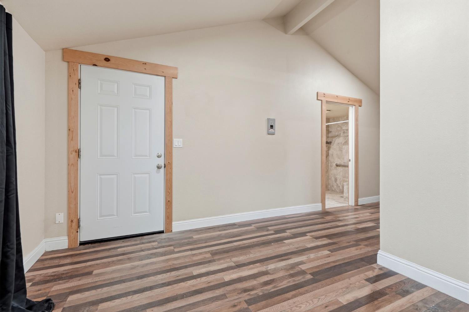 910 Kaweah Street Hanford, CA 93230 - Photo 7 of 19