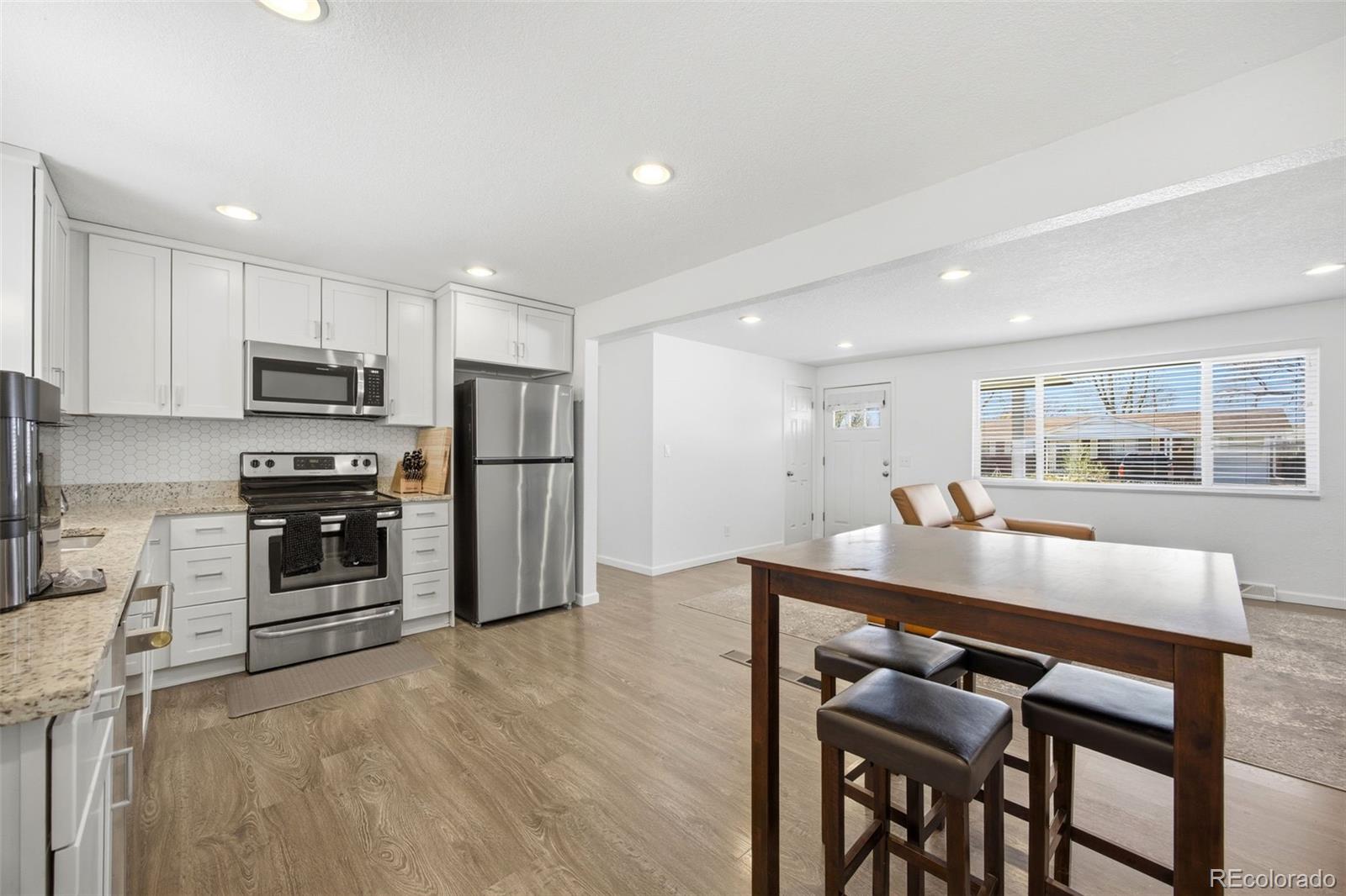 425 Starlight Road Thornton, CO 80260 - Photo 7 of 31