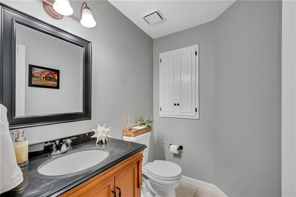 3291 Coachmans Way Roswell, GA 30075 - Photo 21 of 70