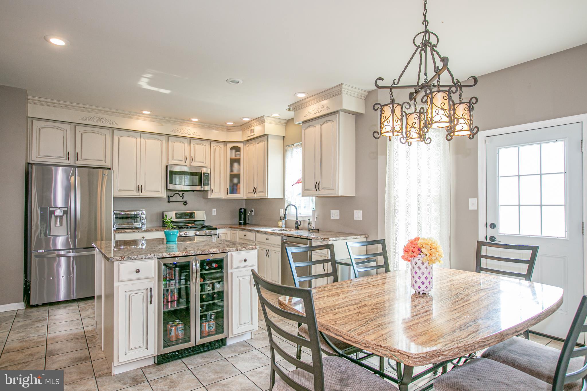 6 Cayuga Road Bordentown, NJ 08505 - Photo 11 of 32 Gallery Image 11