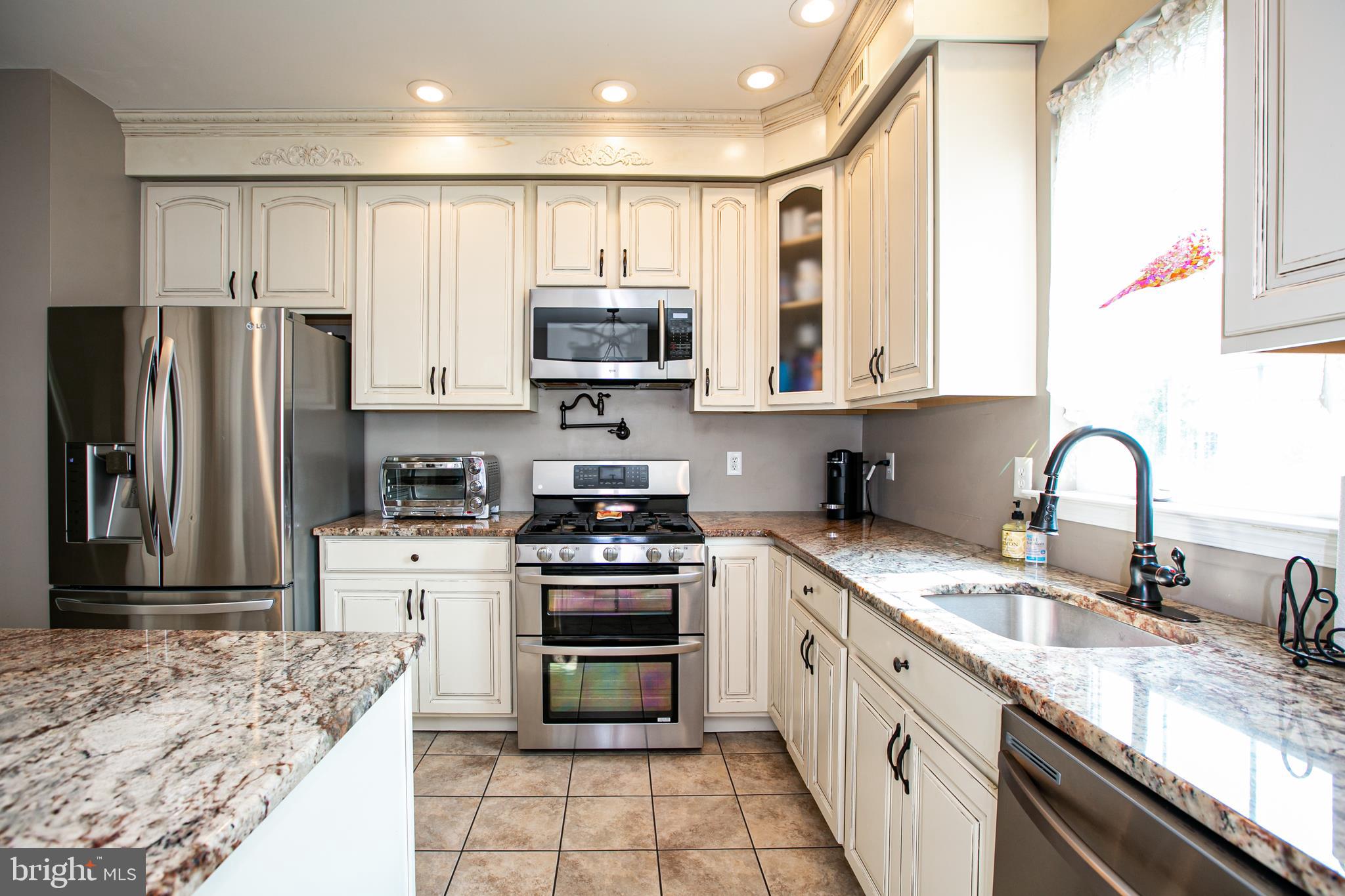 6 Cayuga Road Bordentown, NJ 08505 - Photo 14 of 32 Gallery Image 14