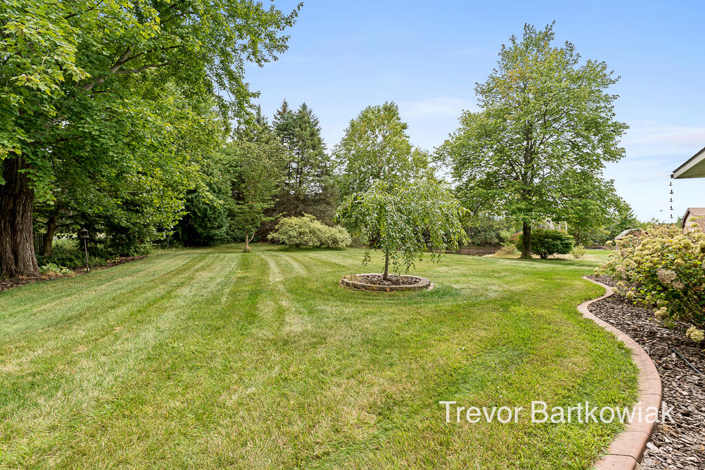 4211 South Brooks Road Muskegon, MI 49444 - Photo 51 of 70 4211Brooks03Lores