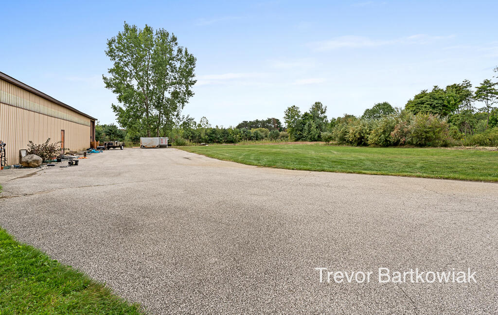 4211 South Brooks Road Muskegon, MI 49444 - Photo 54 of 70 4211Brooks10Lores