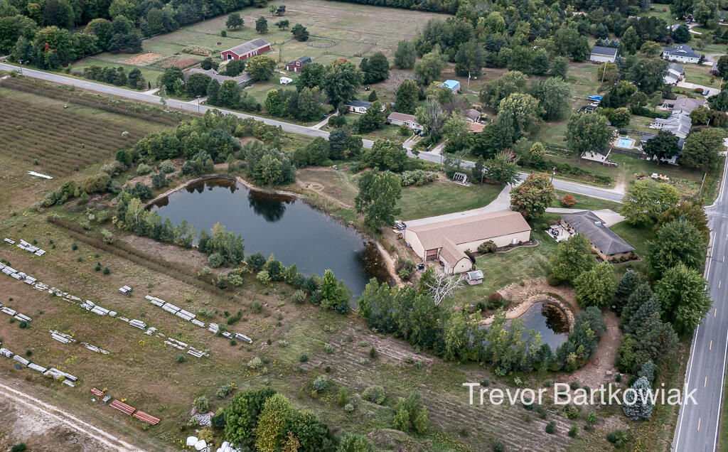 4211 South Brooks Road Muskegon, MI 49444 - Photo 66 of 70 4211Brooks22Lores