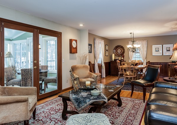56 Squassick Road West Springfield, MA 01089 - Photo 8 of 26 Gallery Image 8