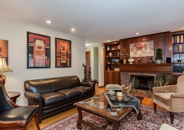 56 Squassick Road West Springfield, MA 01089 - Photo 9 of 26 Gallery Image 9