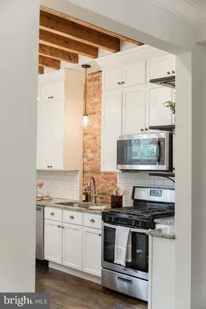 $349,900 | 136 North Plum Street, Lancaster, PA 17602