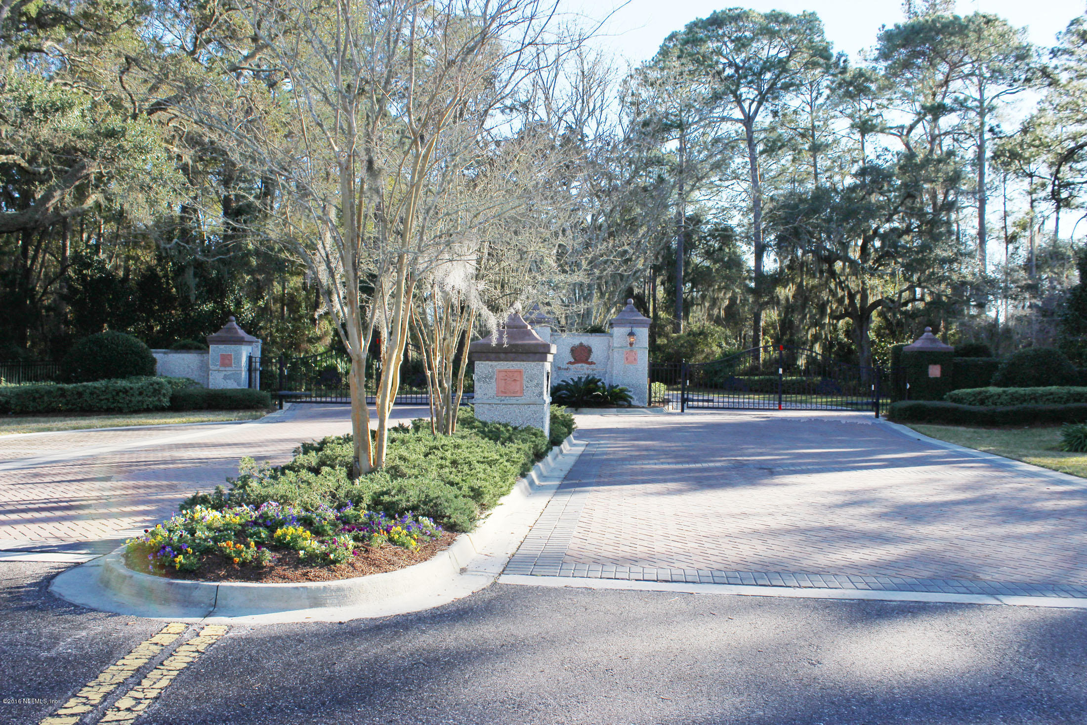 96047 Brady Point Road Fernandina Beach, FL 32034 - Photo 4 of 22 jentrancegate2-sm