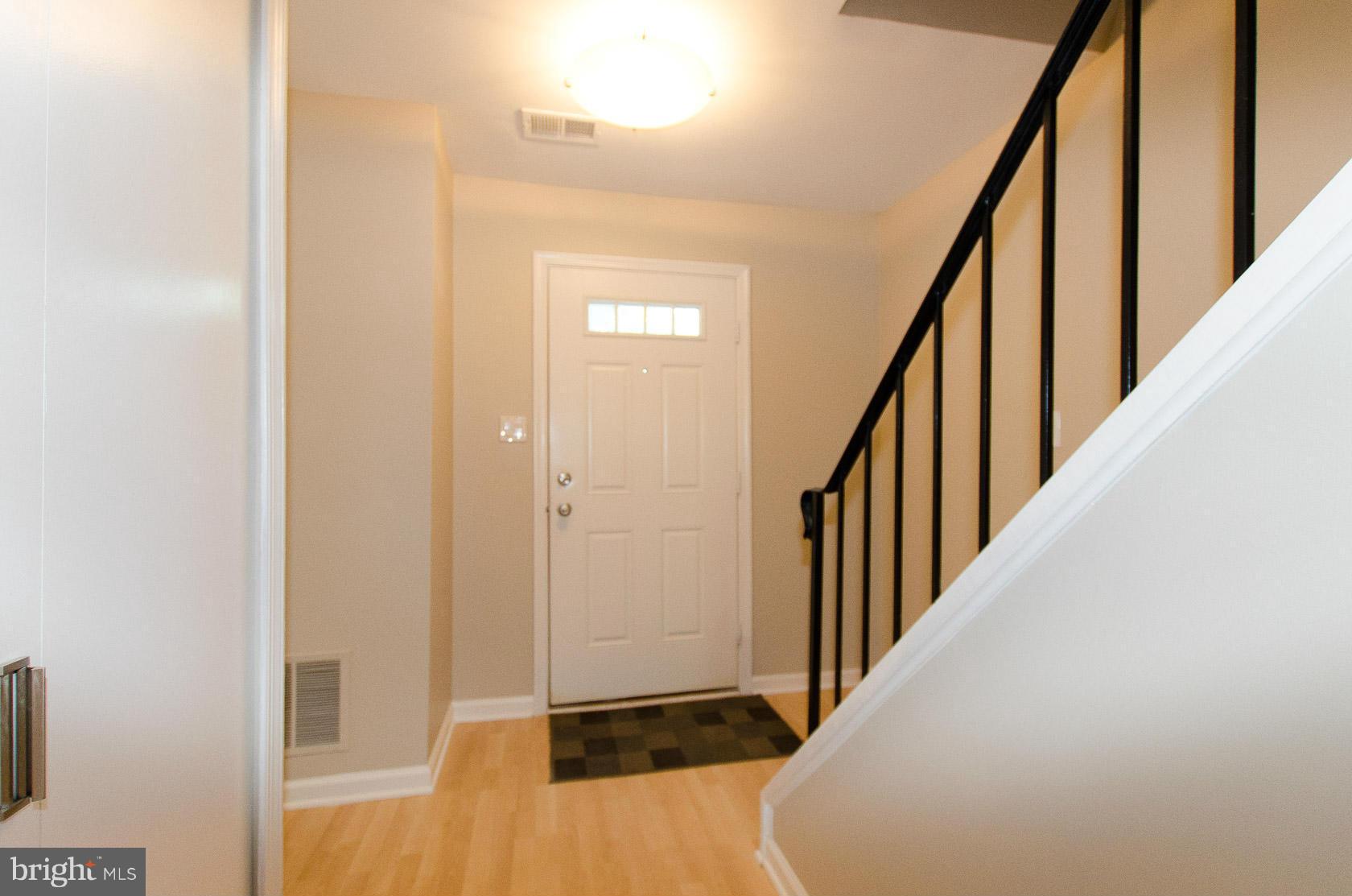 5455 Calvin Court Springfield, VA 22151 - Photo 2 of 29 Interior (General)