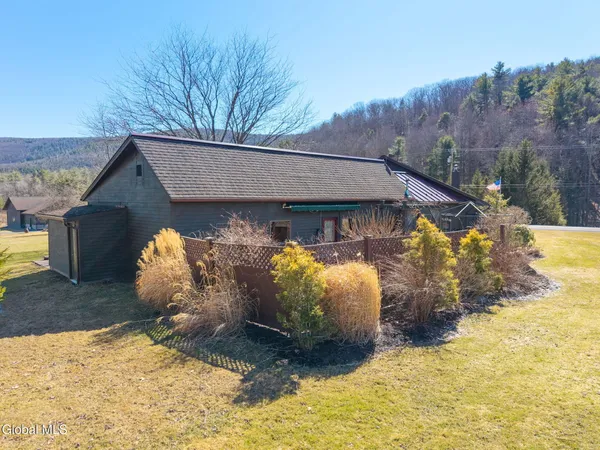 $850,000 | 580 Ecker Hollow Road, Schoharie, NY 12157