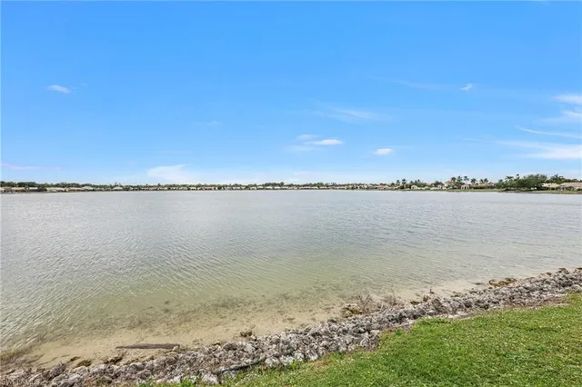 $824,500 | 7415 Mill Pond Circle, Naples, FL 34109