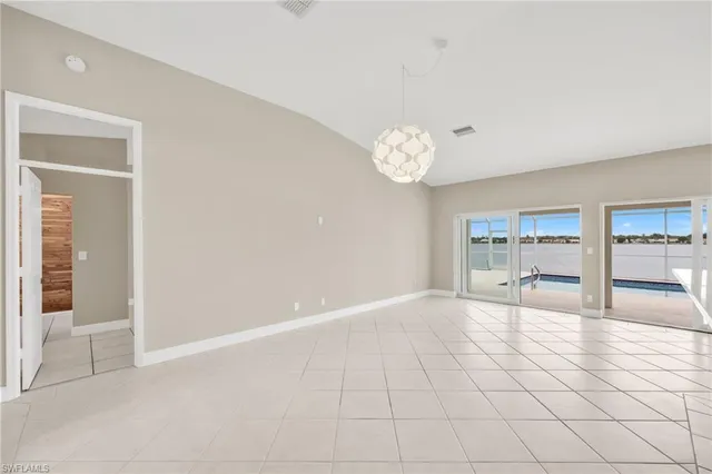 $824,500 | 7415 Mill Pond Circle, Naples, FL 34109