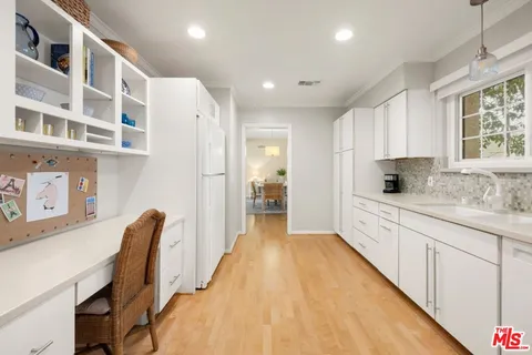 $1,279,000 | 1247 10th Street, Unit 4, Santa Monica, CA 90401