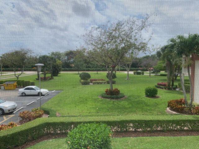 145 Brighton D Boca Raton, FL 33434 - Photo 14 of 27 Patio View