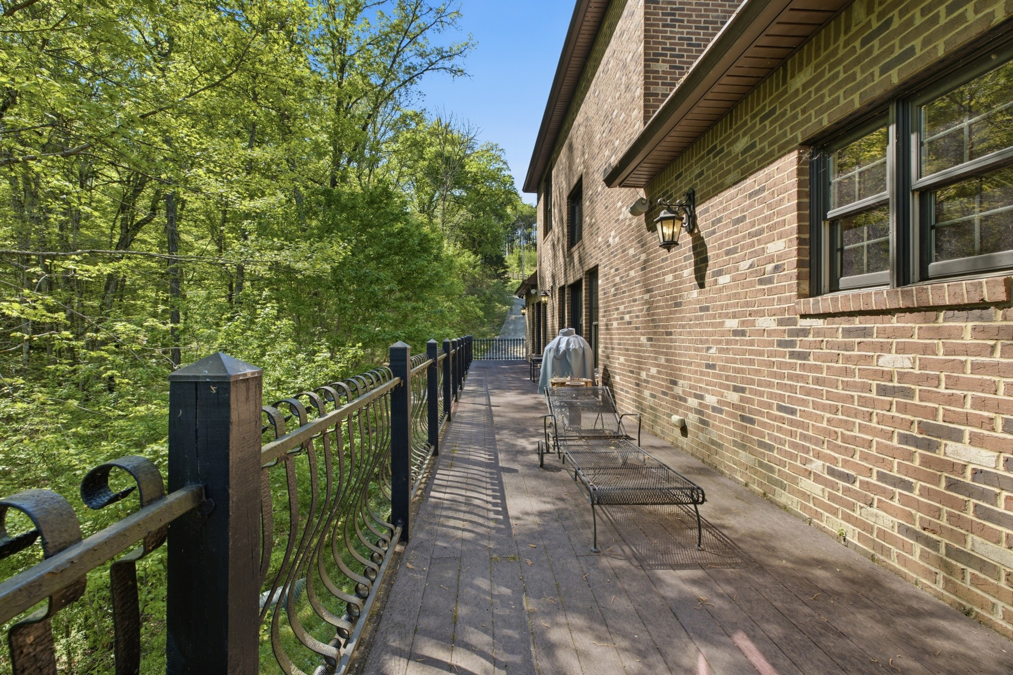 1605 Puryears Bend Road Hartsville, TN 37074 - Photo 18 of 63 a view of a pathway of a house with wooden fence