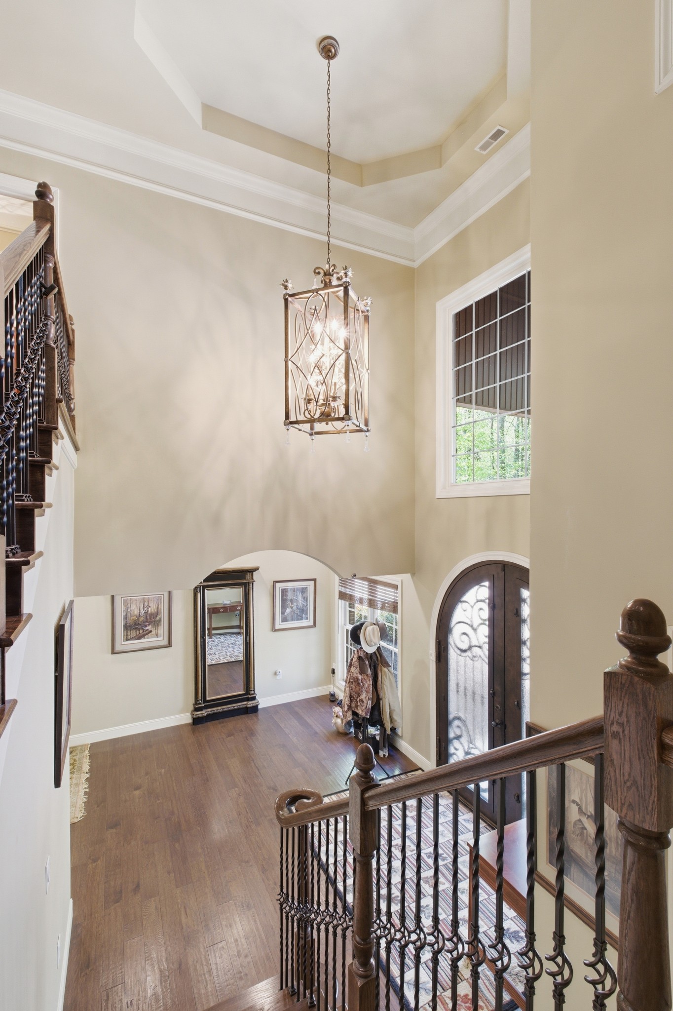 1605 Puryears Bend Road Hartsville, TN 37074 - Photo 30 of 63 a view of a livingroom with furniture and windows