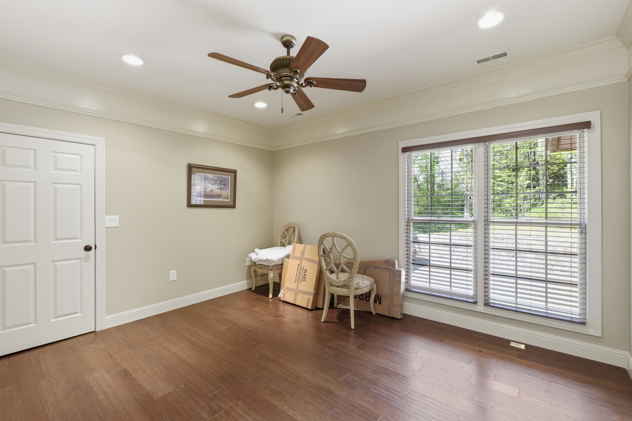 1605 Puryears Bend Road Hartsville, TN 37074 - Photo 32 of 63 a view of a livingroom with lounge chair and a large window