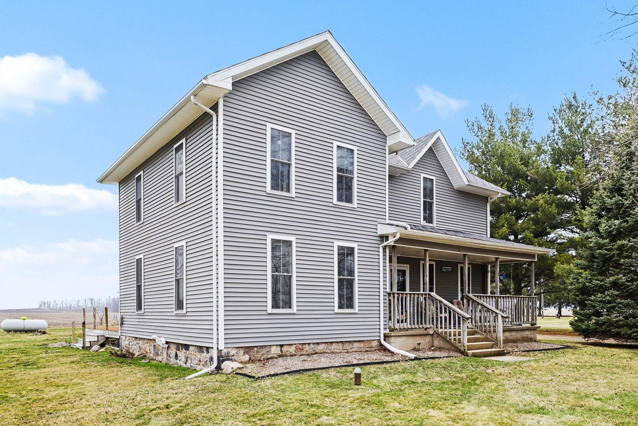 89836 23rd Street Marcellus, MI 49067 - Photo 3 of 43 004_file_1475