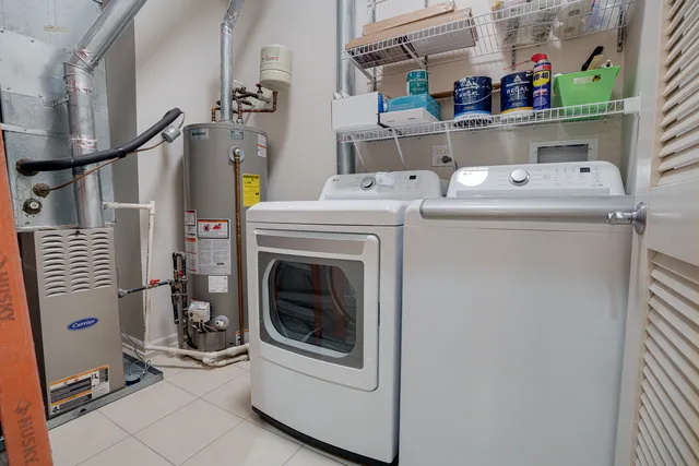 $3,095 | 1781 Tudor Lane, Unit 308, Northbrook, IL 60062