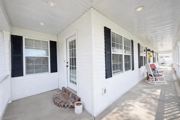 $530,000 | 718 Willow Brook Drive, Farmington, MO 63640