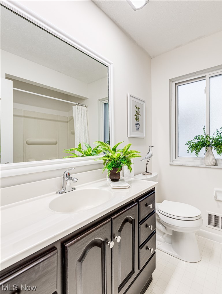 462 Sandhurst Road Akron, OH 44333 - Photo 21 of 28 Gallery Image 21