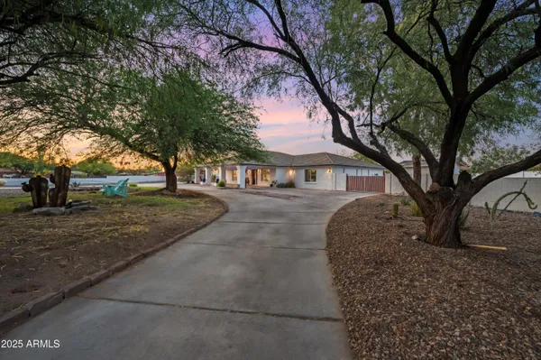 $1,200,000 | 2032 East Euclid Avenue, Phoenix, AZ 85042